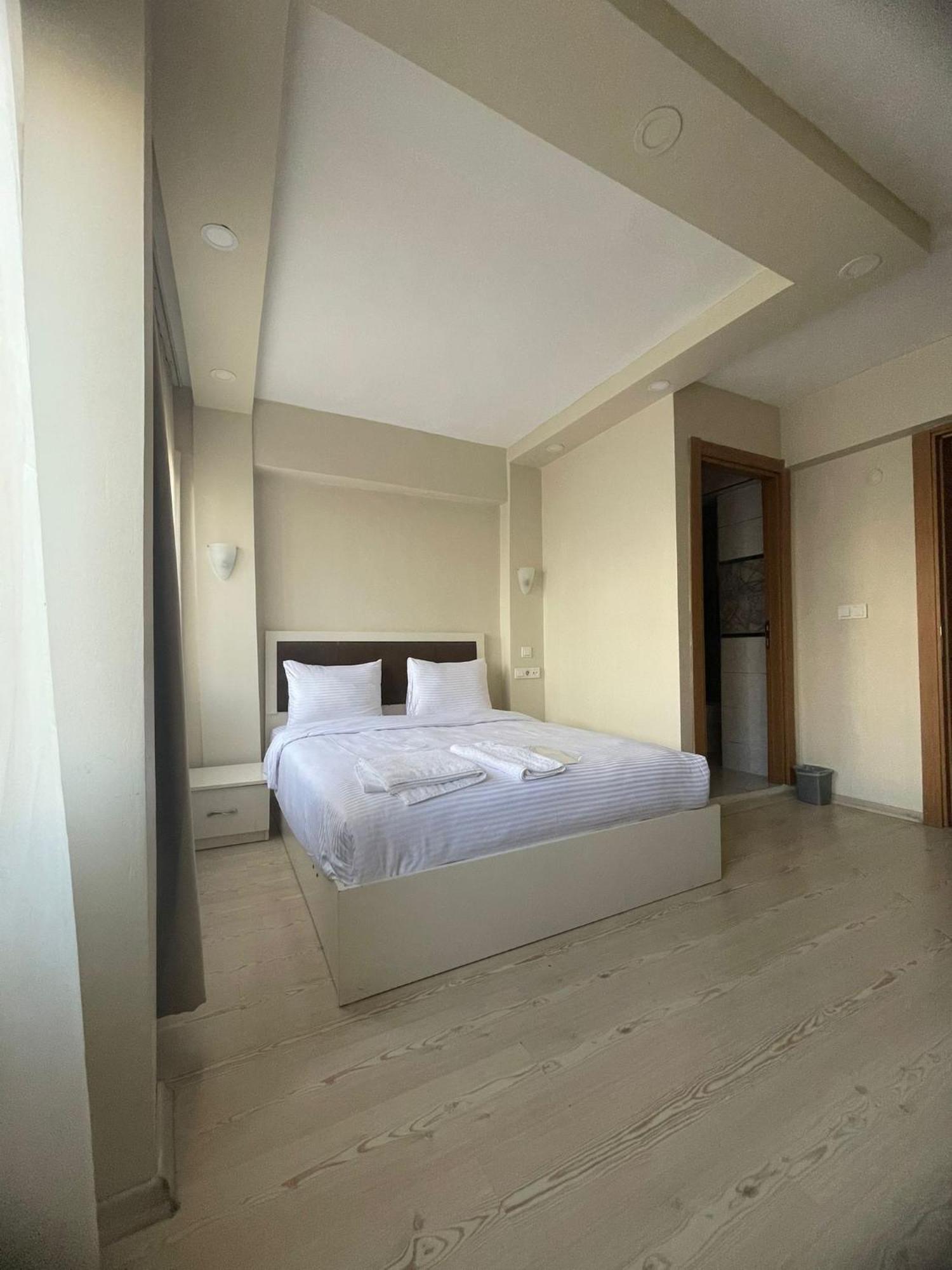 Ufuk Hotel Стамбул Екстер'єр фото