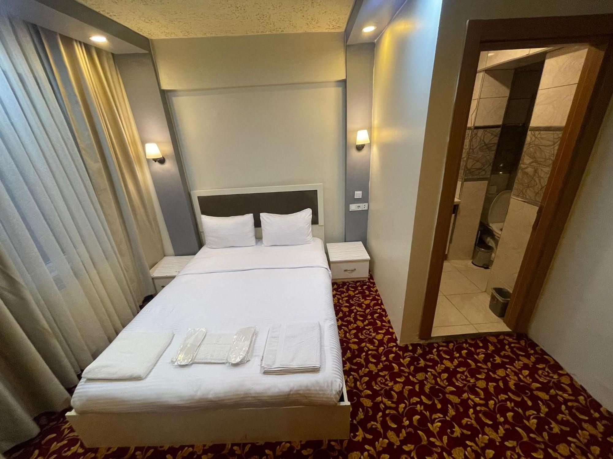 Ufuk Hotel Стамбул Екстер'єр фото